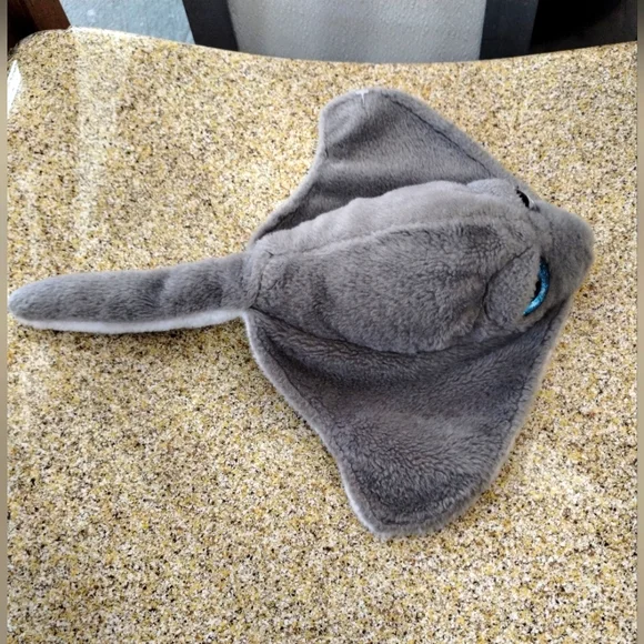 ✓Wishpets Droopy ray wide shimmery eye shimmery grey stingray plush - Picture 6 of 13